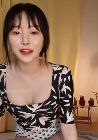 Ů-망치2020415